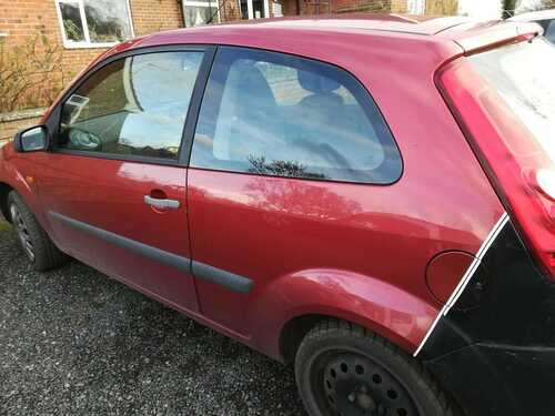 Ford Fiesta diesel needs some work , MOT'd priced to sell relisted with right